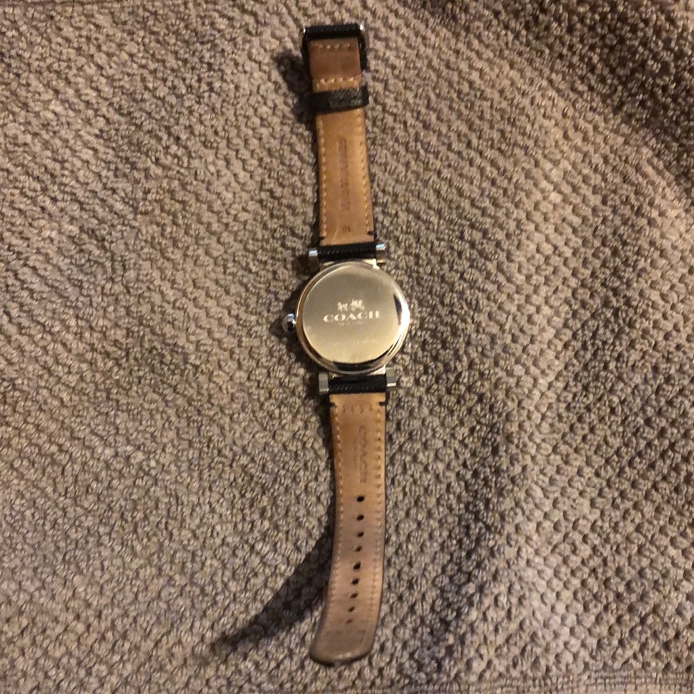 Like New Watch - image 4